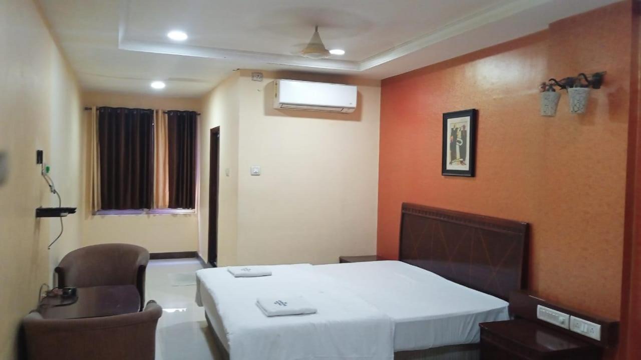 Sriannamalaiyar Residency Hotel Vellore Kültér fotó
