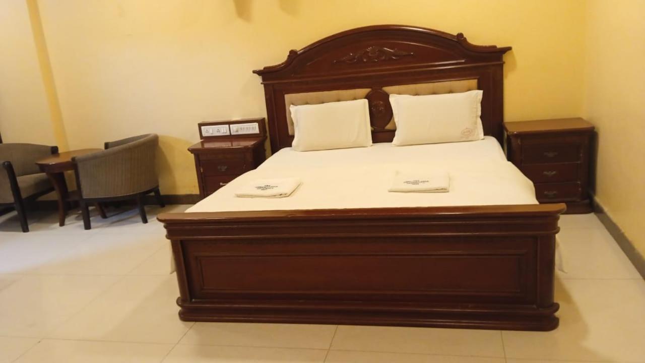 Sriannamalaiyar Residency Hotel Vellore Kültér fotó