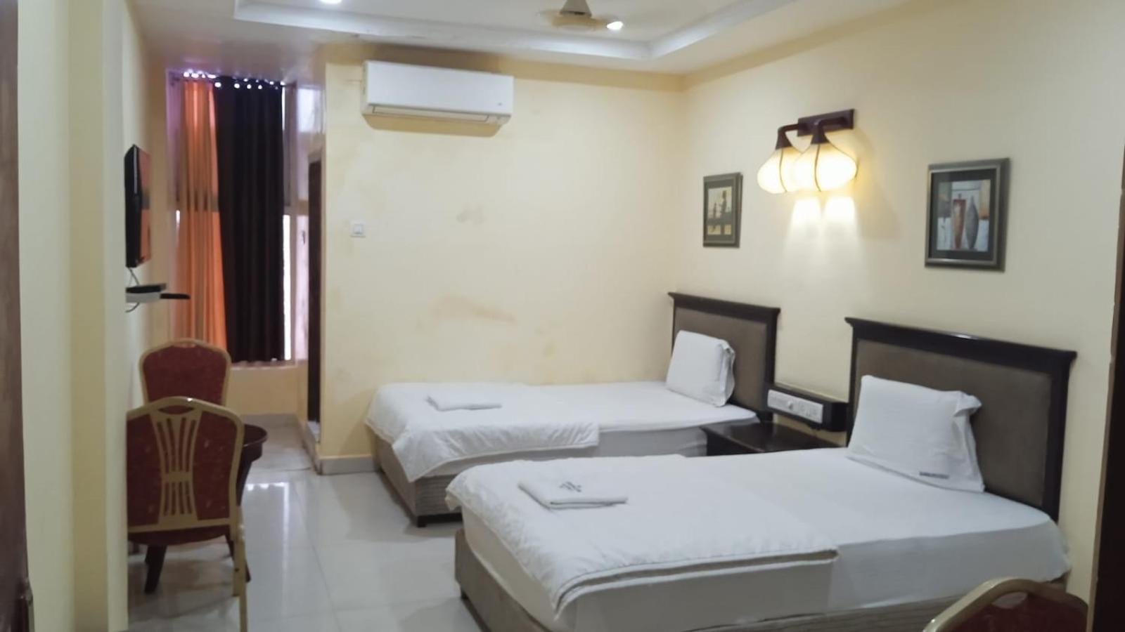 Sriannamalaiyar Residency Hotel Vellore Kültér fotó