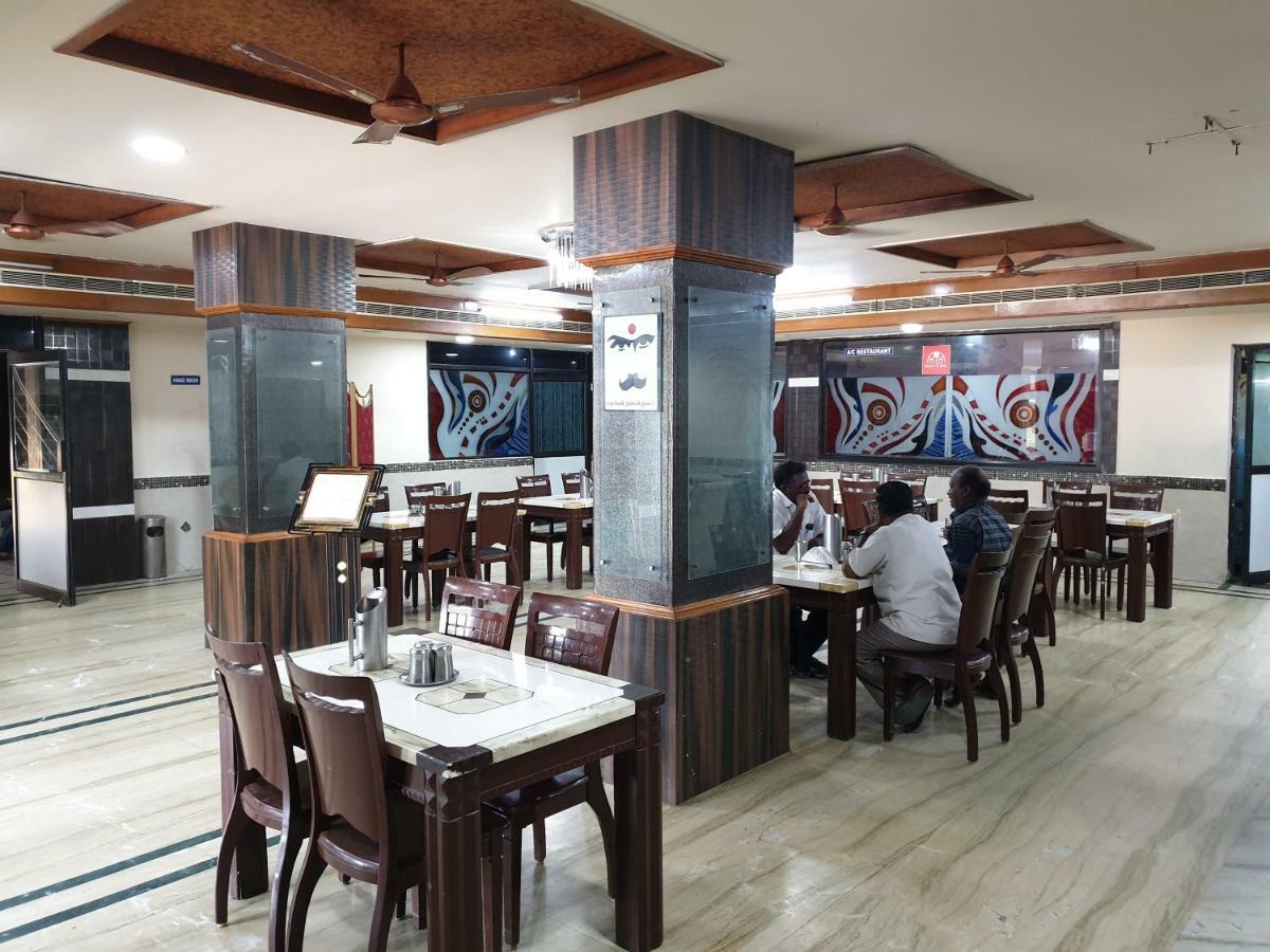 Sriannamalaiyar Residency Hotel Vellore Kültér fotó